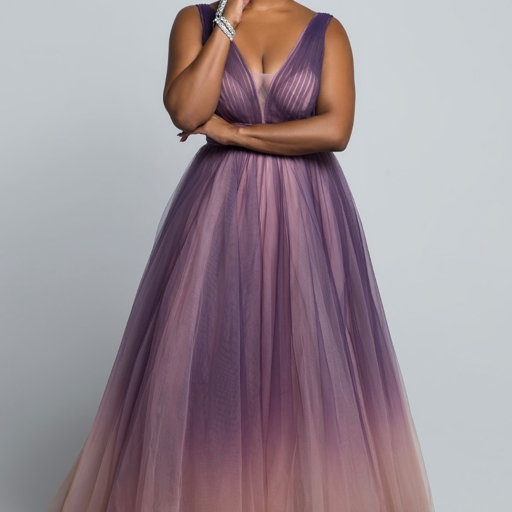 Indigo Ombré Tulle Mac Duggal Gown | Size 12